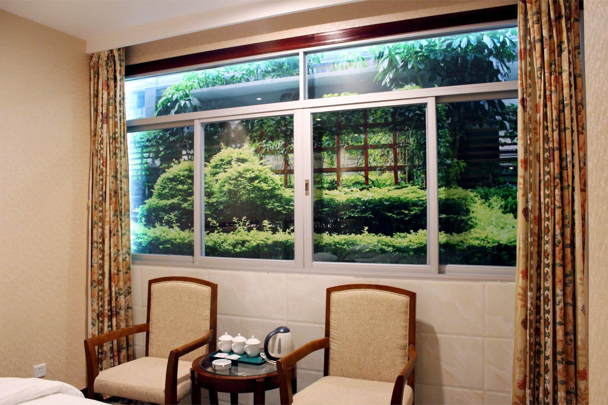 Shenzhen Luohu Railway Station Hotel - West Building Екстериор снимка