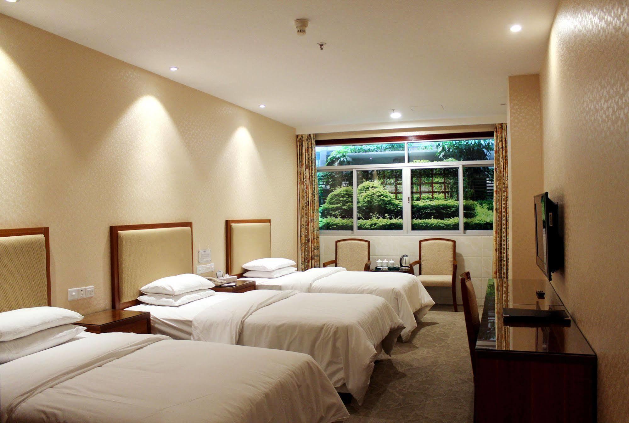 Shenzhen Luohu Railway Station Hotel - West Building Екстериор снимка